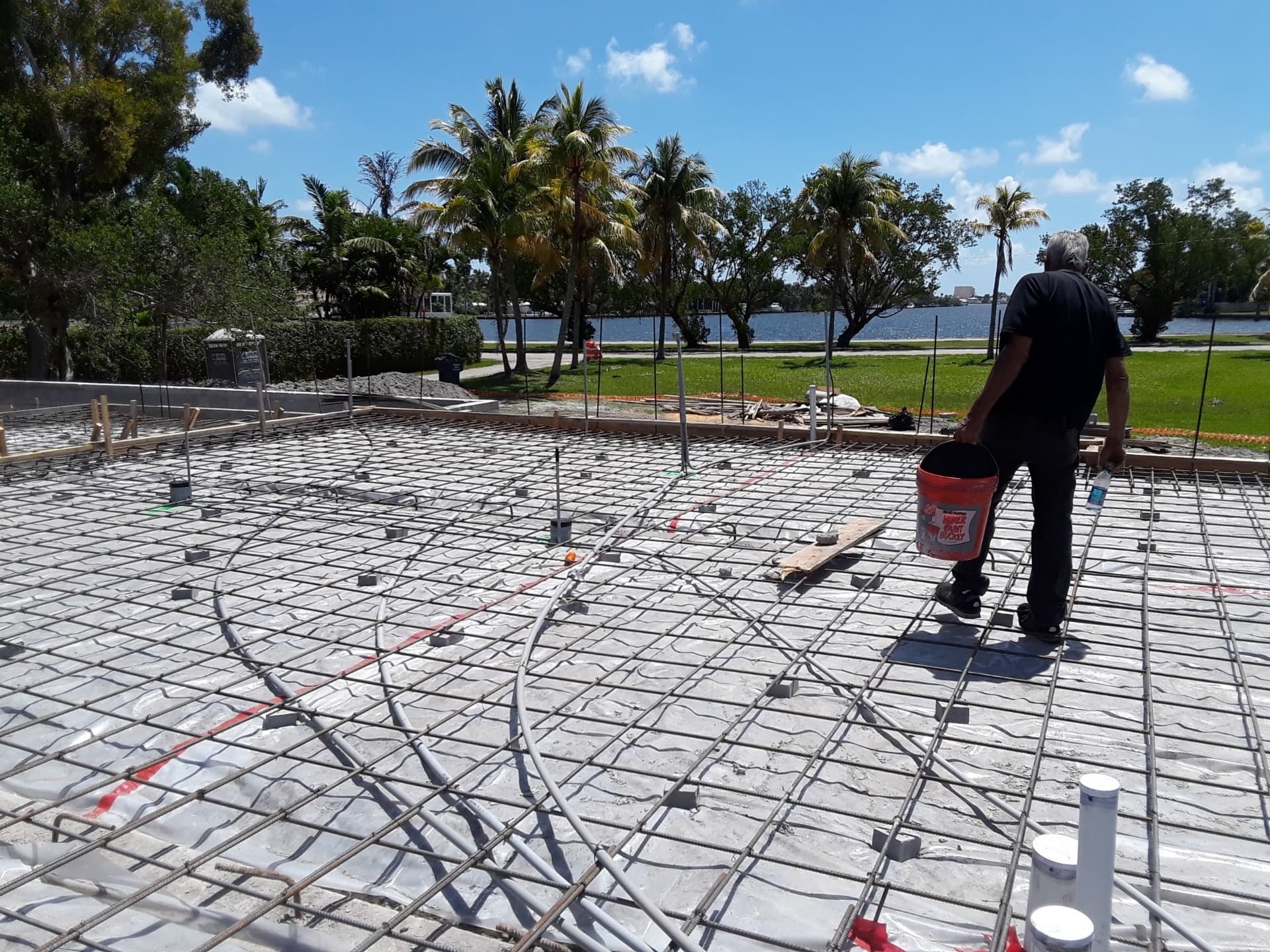 J&J electrical team on site